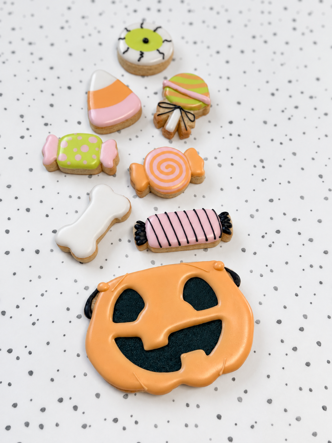 15 October - Halloween Mug Huggers (deposit)